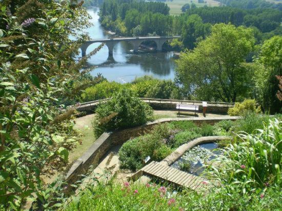 Domaine De La Vitrolle Ξενοδοχείο Limeuil Εξωτερικό φωτογραφία